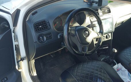 Volkswagen Polo VI (EU Market), 2018 год, 600 000 рублей, 6 фотография