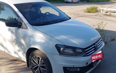 Volkswagen Polo VI (EU Market), 2018 год, 600 000 рублей, 2 фотография