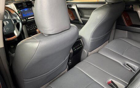 Toyota Land Cruiser Prado 150 рестайлинг 2, 2012 год, 2 950 000 рублей, 5 фотография