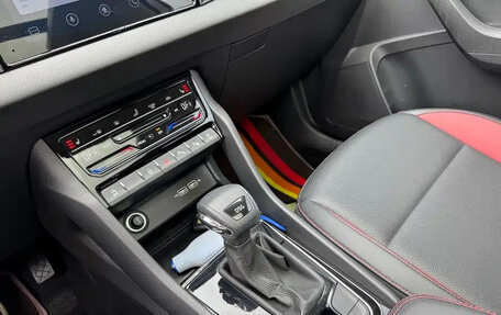 Skoda Karoq I, 2022 год, 1 870 000 рублей, 17 фотография