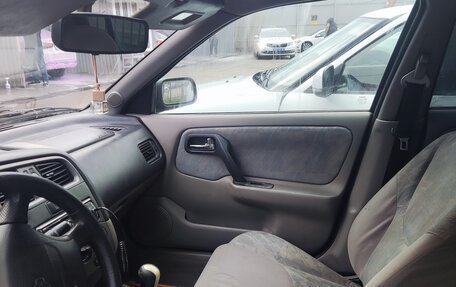 Nissan Primera II рестайлинг, 1999 год, 260 000 рублей, 2 фотография