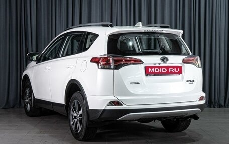 Toyota RAV4, 2017 год, 2 490 000 рублей, 2 фотография