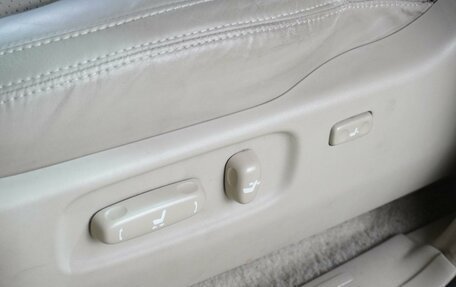 Toyota Land Cruiser Prado 120 рестайлинг, 2007 год, 2 339 000 рублей, 13 фотография