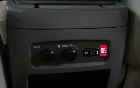 Toyota Land Cruiser Prado 120 рестайлинг, 2007 год, 2 339 000 рублей, 21 фотография