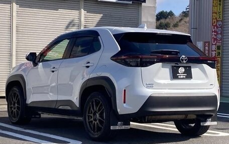 Toyota Yaris Cross, 2023 год, 1 890 099 рублей, 6 фотография