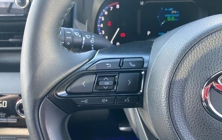 Toyota Yaris Cross, 2023 год, 1 890 099 рублей, 11 фотография