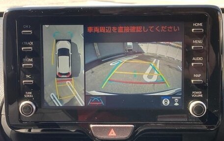 Toyota Yaris Cross, 2023 год, 1 890 099 рублей, 14 фотография