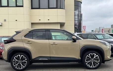 Toyota Yaris Cross, 2023 год, 1 690 099 рублей, 4 фотография