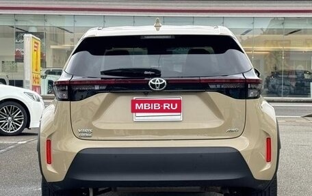 Toyota Yaris Cross, 2023 год, 1 690 099 рублей, 6 фотография