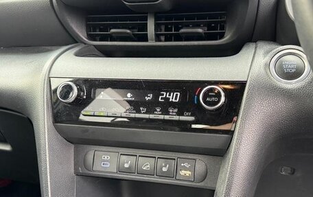 Toyota Yaris Cross, 2023 год, 1 690 099 рублей, 17 фотография