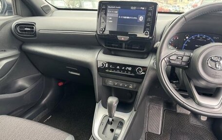 Toyota Yaris Cross, 2023 год, 1 690 099 рублей, 16 фотография