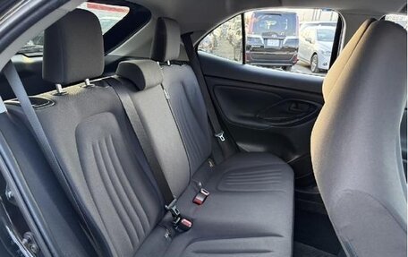 Toyota Yaris Cross, 2023 год, 1 589 099 рублей, 13 фотография