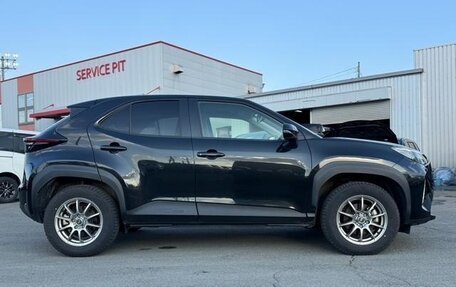 Toyota Yaris Cross, 2023 год, 1 589 099 рублей, 8 фотография