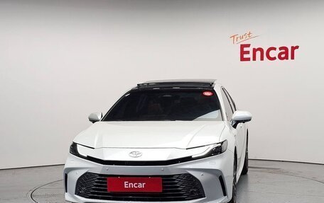 Toyota Camry, 2025 год, 6 350 000 рублей, 3 фотография