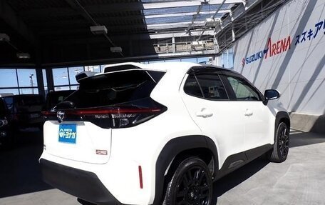 Toyota Yaris Cross, 2023 год, 1 750 099 рублей, 4 фотография