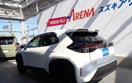 Toyota Yaris Cross, 2023 год, 1 750 099 рублей, 6 фотография