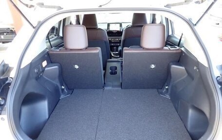 Toyota Yaris Cross, 2023 год, 1 750 099 рублей, 26 фотография