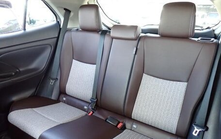 Toyota Yaris Cross, 2023 год, 1 750 099 рублей, 24 фотография