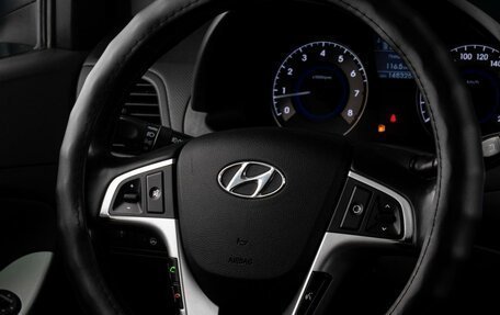 Hyundai Solaris II рестайлинг, 2013 год, 879 000 рублей, 18 фотография