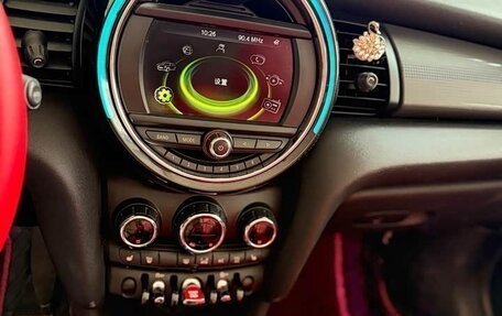 MINI Cabrio, 2019 год, 1 900 000 рублей, 8 фотография