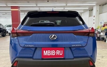 Lexus UX I, 2022 год, 1 866 000 рублей, 6 фотография