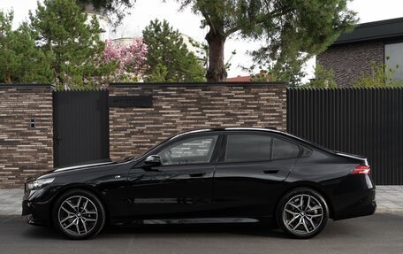 BMW 5 серия, 2025 год, 7 000 000 рублей, 13 фотография