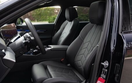 BMW 5 серия, 2025 год, 7 000 000 рублей, 19 фотография