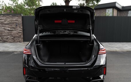 BMW 5 серия, 2025 год, 7 000 000 рублей, 36 фотография