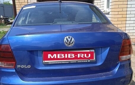 Volkswagen Polo VI (EU Market), 2018 год, 800 000 рублей, 2 фотография