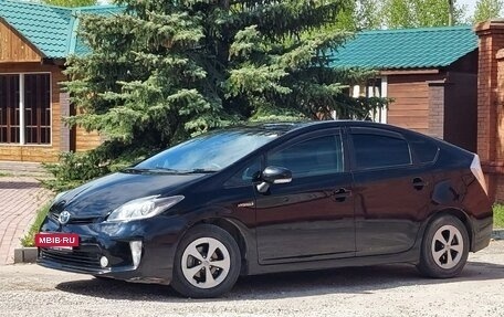 Toyota Prius, 2015 год, 1 200 000 рублей, 6 фотография