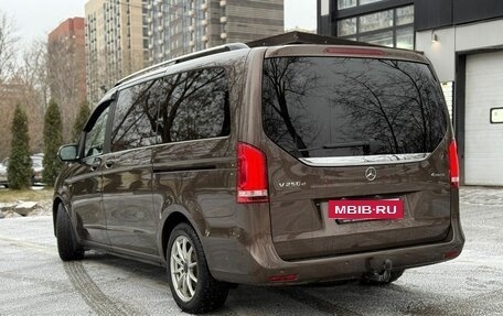 Mercedes-Benz V-Класс, 2017 год, 3 600 000 рублей, 2 фотография