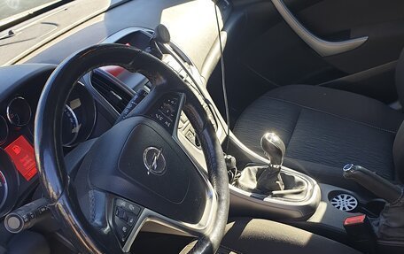 Opel Astra J, 2013 год, 740 000 рублей, 9 фотография