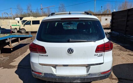 Volkswagen Tiguan I, 2015 год, 1 051 000 рублей, 16 фотография