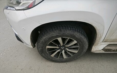 Mitsubishi Pajero Sport III рестайлинг, 2016 год, 3 000 000 рублей, 2 фотография