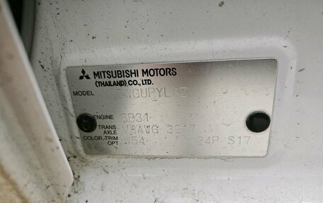 Mitsubishi Pajero Sport III рестайлинг, 2016 год, 3 000 000 рублей, 14 фотография