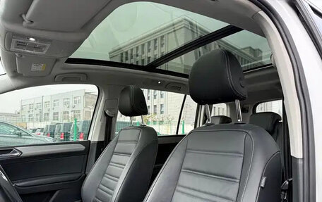 Volkswagen Touran III, 2022 год, 1 749 003 рублей, 19 фотография