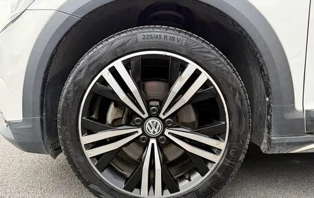 Volkswagen Touran III, 2022 год, 1 749 003 рублей, 27 фотография