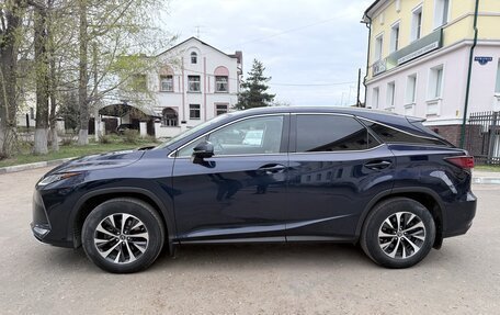 Lexus RX IV рестайлинг, 2020 год, 4 900 000 рублей, 3 фотография