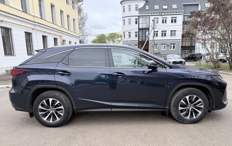 Lexus RX IV рестайлинг, 2020 год, 4 900 000 рублей, 8 фотография