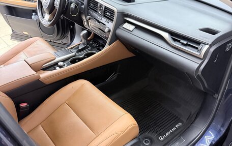 Lexus RX IV рестайлинг, 2020 год, 4 900 000 рублей, 20 фотография