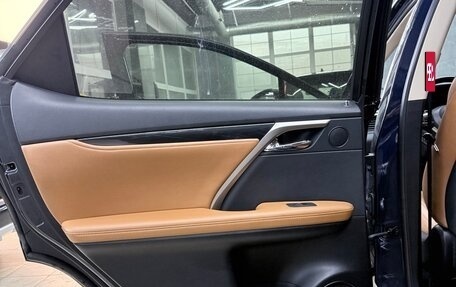 Lexus RX IV рестайлинг, 2020 год, 4 900 000 рублей, 25 фотография