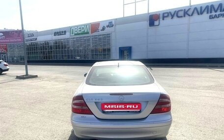 Mercedes-Benz CLK-Класс, 2003 год, 760 000 рублей, 4 фотография