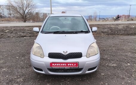Toyota Vitz, 2003 год, 387 000 рублей, 2 фотография