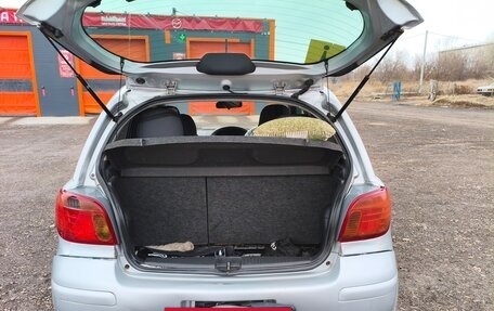 Toyota Vitz, 2003 год, 387 000 рублей, 12 фотография