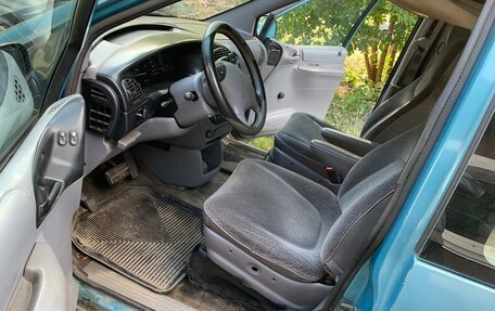 Plymouth Voyager III, 1996 год, 95 000 рублей, 4 фотография