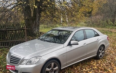 Mercedes-Benz E-Класс, 2009 год, 1 300 000 рублей, 1 фотография