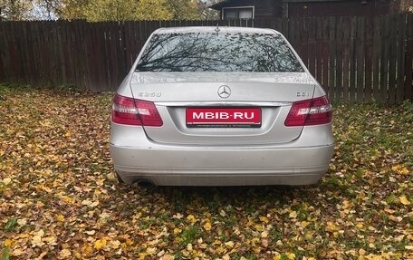 Mercedes-Benz E-Класс, 2009 год, 1 300 000 рублей, 4 фотография