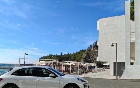 Porsche Macan I рестайлинг, 2018 год, 3 500 000 рублей, 4 фотография