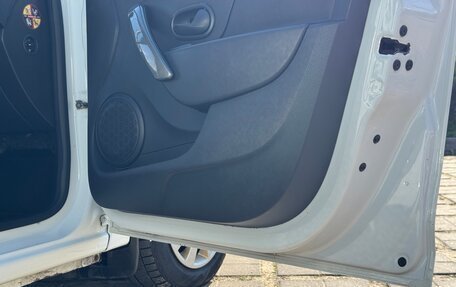 Renault Logan II, 2020 год, 800 000 рублей, 21 фотография