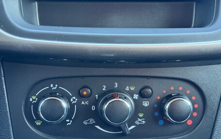 Renault Logan II, 2020 год, 800 000 рублей, 31 фотография